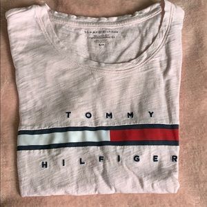 tommy hilfiger t-shirt